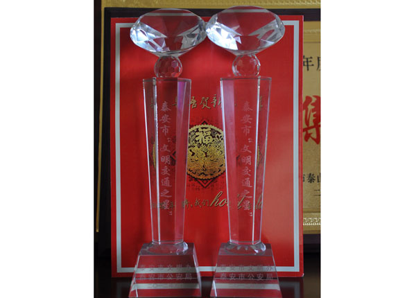 �c(di��n)���鿴Ԕ��(x��)��Ϣ<br>��(bi��o)�}��   ��x�Δ�(sh��)��1521